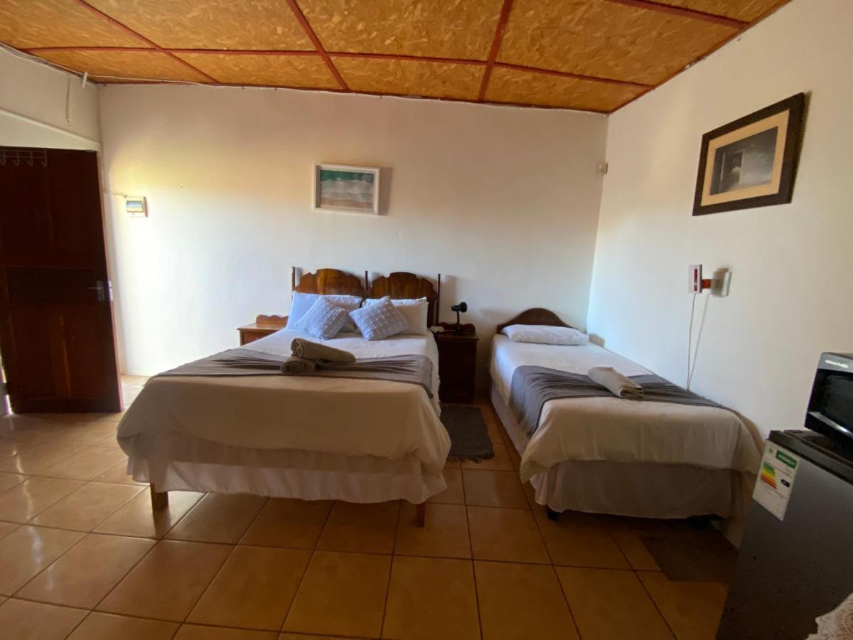 El-Kole Bed And Breakfast 추메브 외부 사진