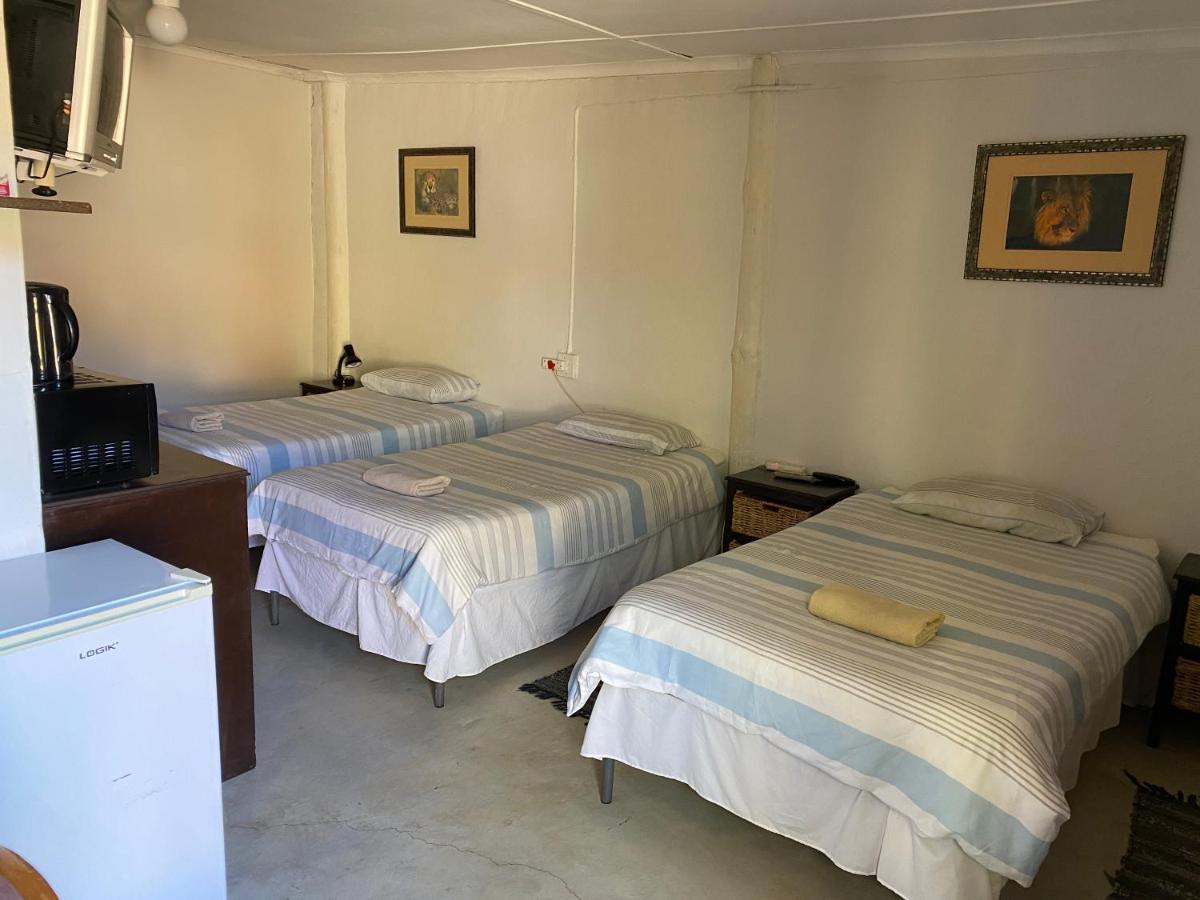 El-Kole Bed And Breakfast 추메브 외부 사진